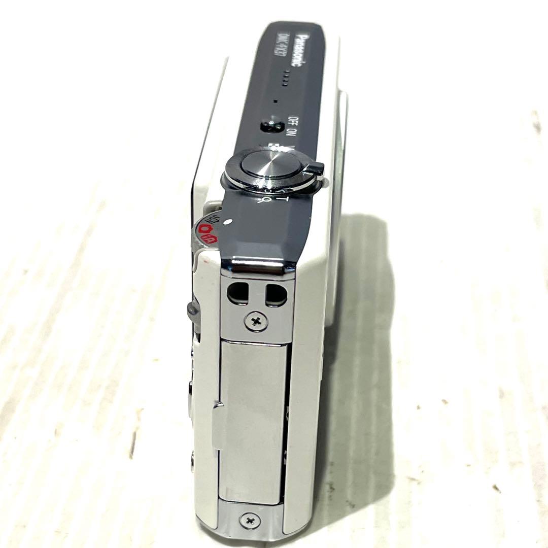 【Panasonic】 LUMIX DMC-FX37 ホワイト デジカメ　カメラ