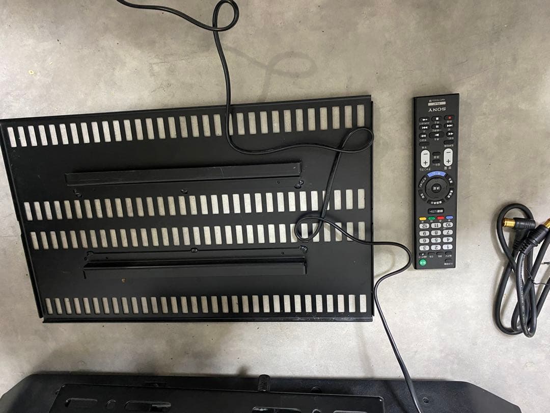 （2台あります）SONY 液晶テレビ32インチ（壁掛け）KJ-32W500C