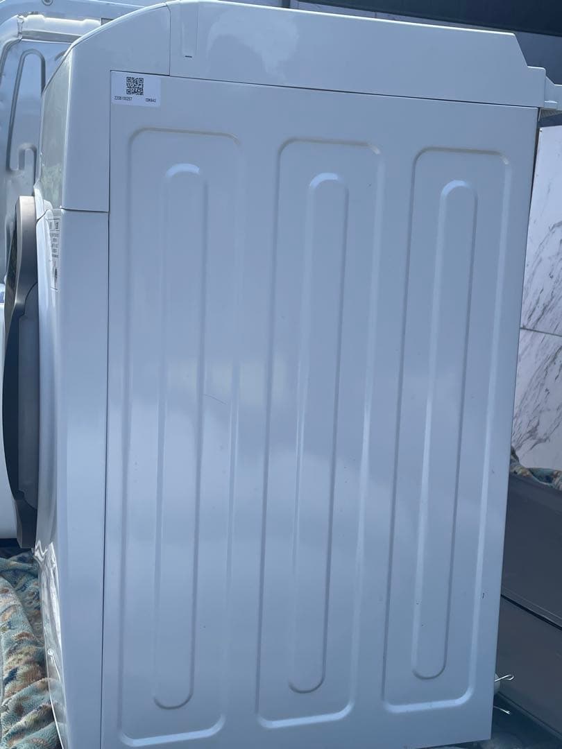 【美品】8キロドラム式洗濯機　アイリスオーヤマ