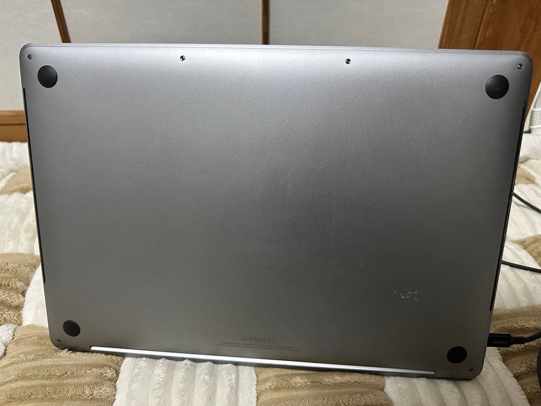 MacBook Pro15 2018 i7/512GB ディスプレイ、電池良好