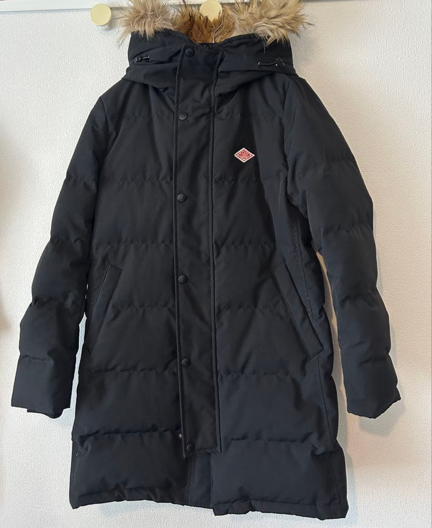 DANTONフード付きブラックダウンジャケット