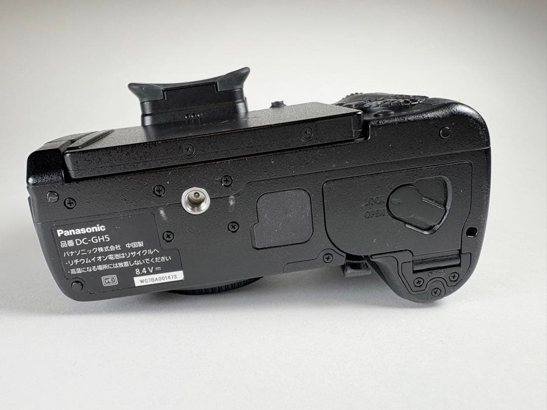 Panasonic LUMIX GH5 ミラーレス一眼 ボディ バリアングル液晶