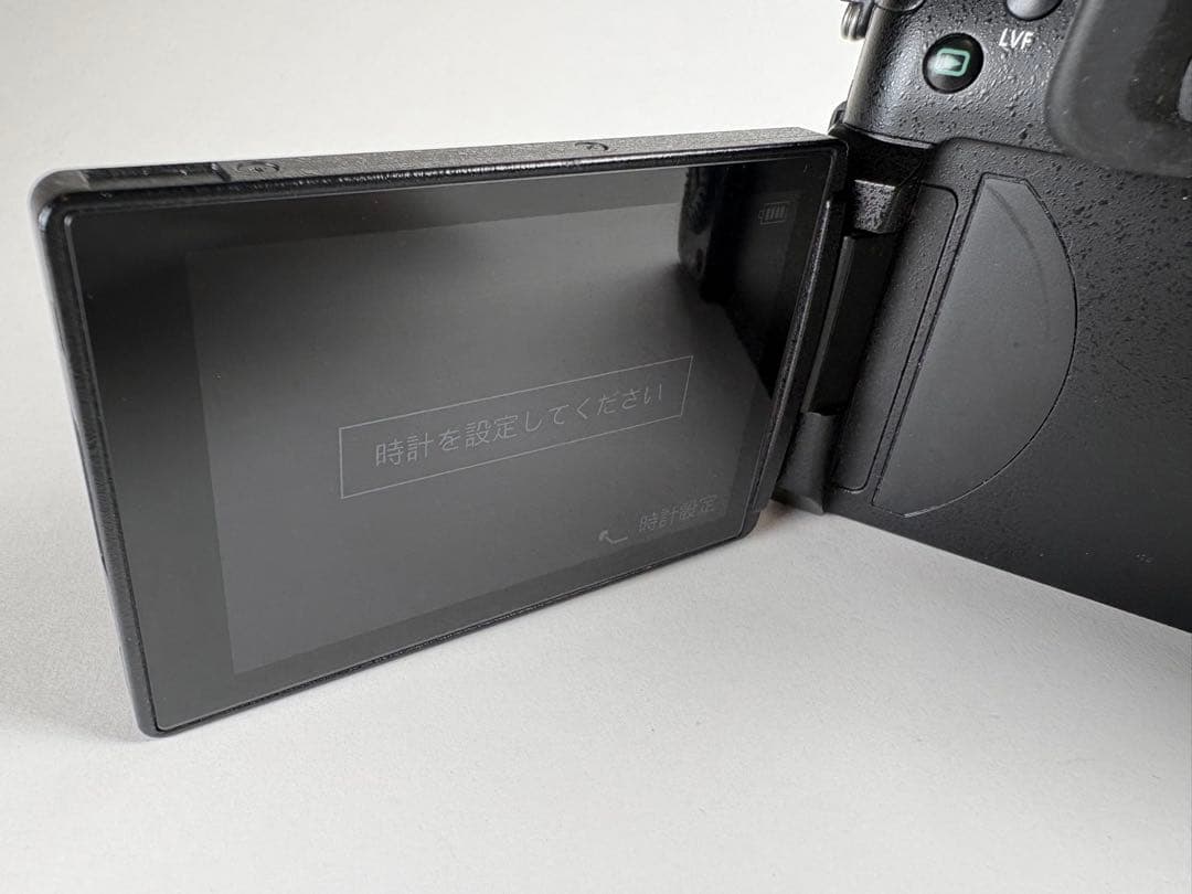 Panasonic LUMIX GH5 ミラーレス一眼 ボディ バリアングル液晶