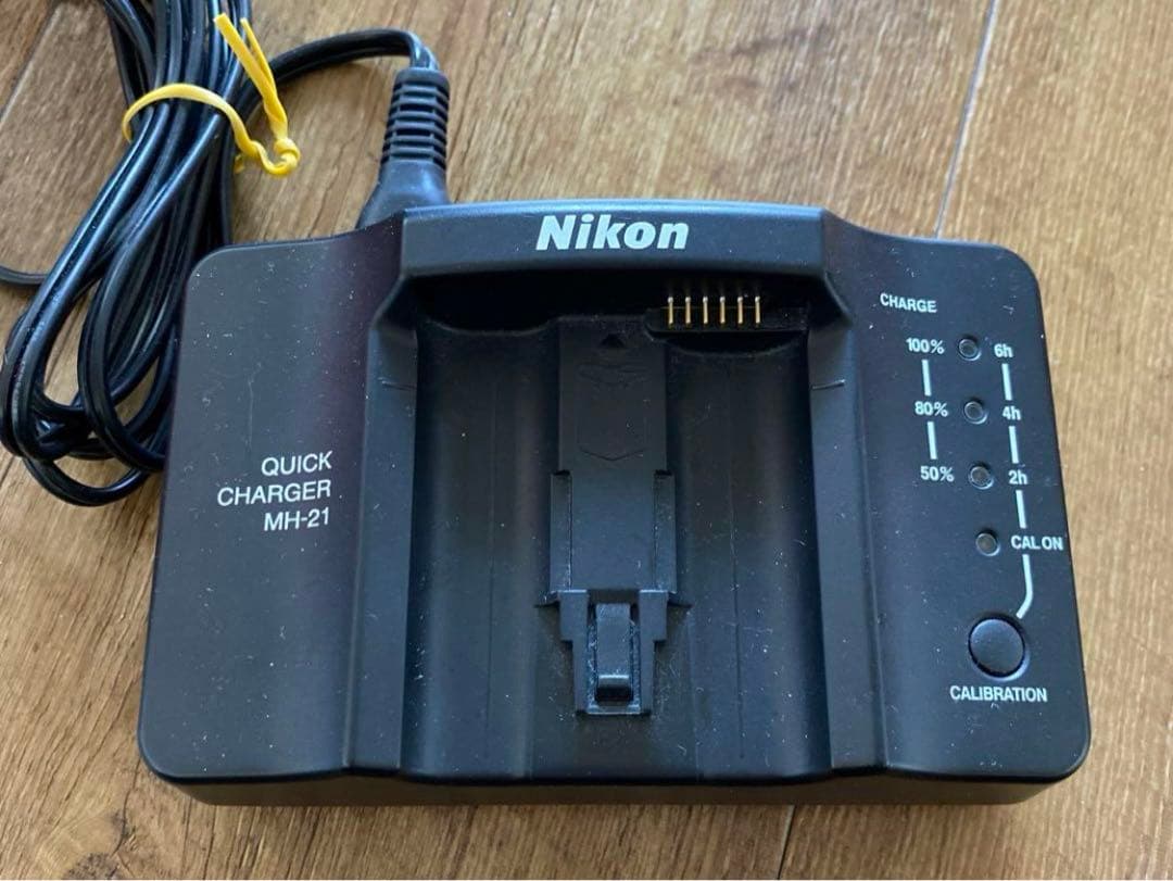 Nikon ニコン quick charger MH-21