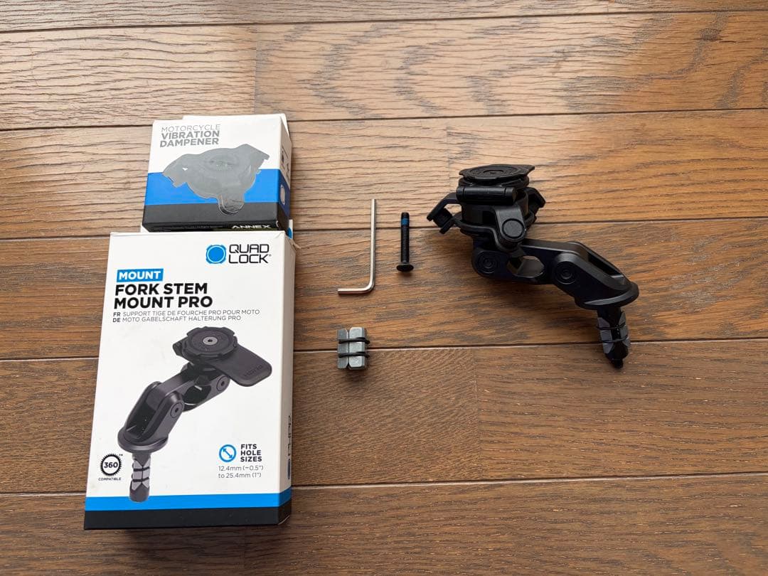 クアッドロック　ステムマウントプロ　振動吸収ダンパー付き