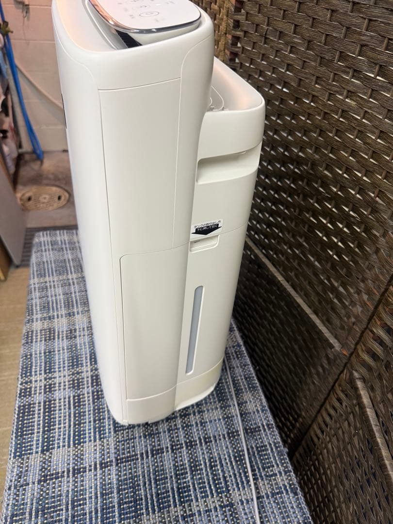 【超美品】SHARP 加湿空気清浄機　KI-NS50-W プラズマクラスター