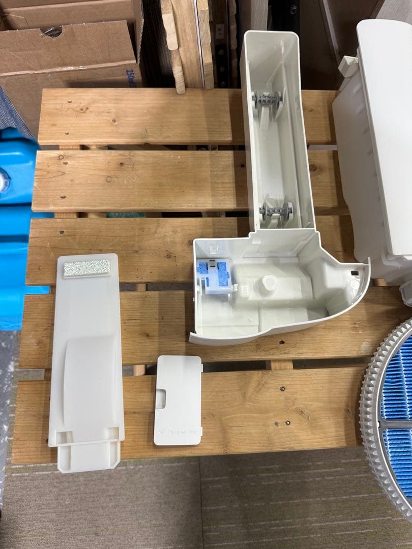 【超美品】SHARP 加湿空気清浄機　KI-NS50-W プラズマクラスター