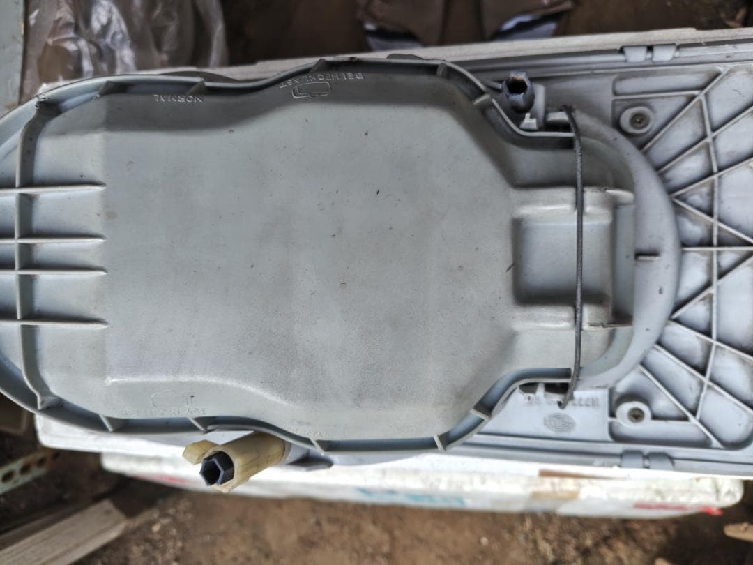 「希少」W123ベンツ　ヘッドライト