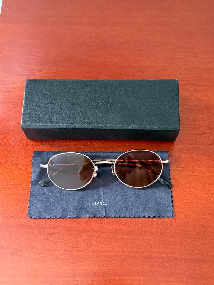 BLANC B0020 GOL ケース付き