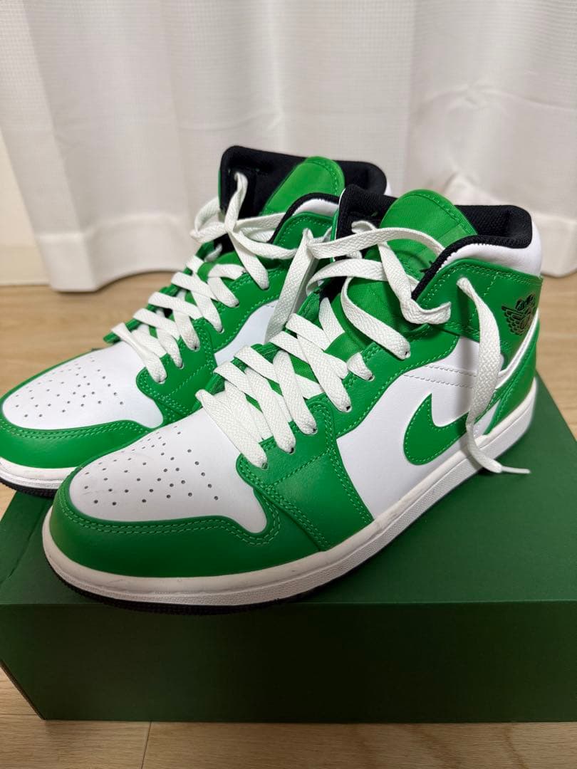靴 Nike Air Jordan 1 Mid Lucky Green