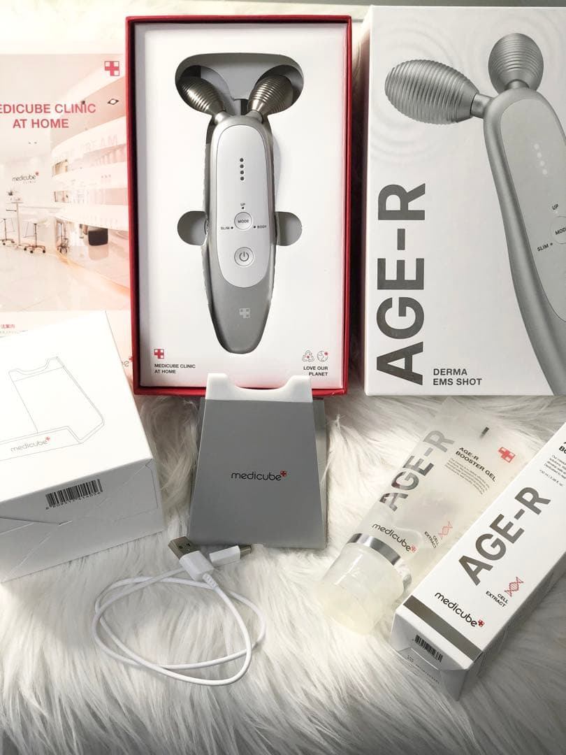 MEDICUBE ダーマエアショット & ダーマEMSショット　 家庭用美容器