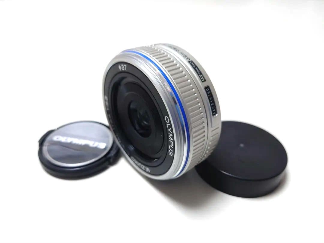 ❤️OLYMPUS 大人気の薄型パンケーキレンズ❤️ M.ZUIKO 単焦点