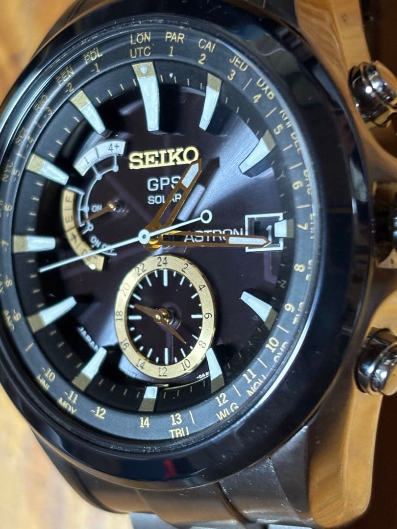 SEIKO ASTRON GPS SOLAR ブラック ゴールド【ジャンク】
