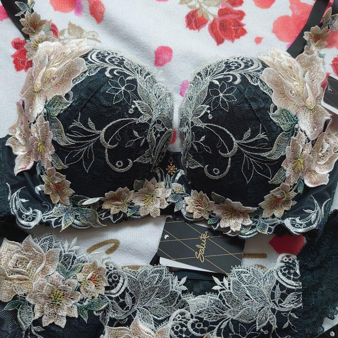 新品サルート09G店舗限定F75スタンダードLインドの花嫁婚礼衣装プレステージ