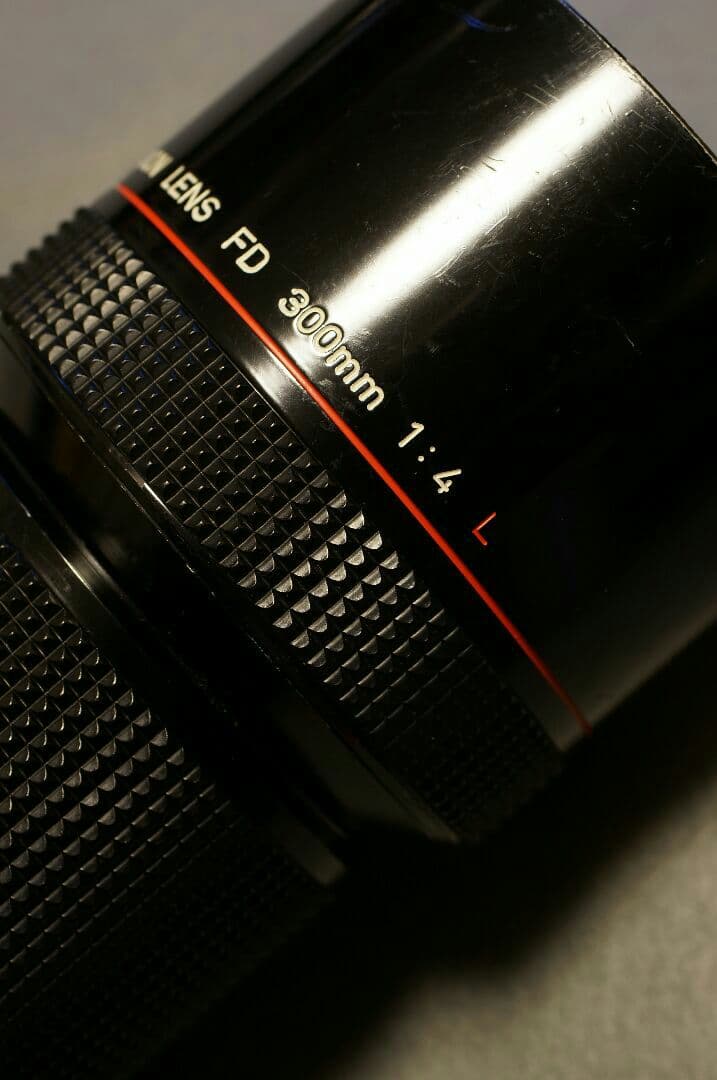 L玉‼ Canon New FD 300mm F4 「L」 薄～いクモリ等あり‼