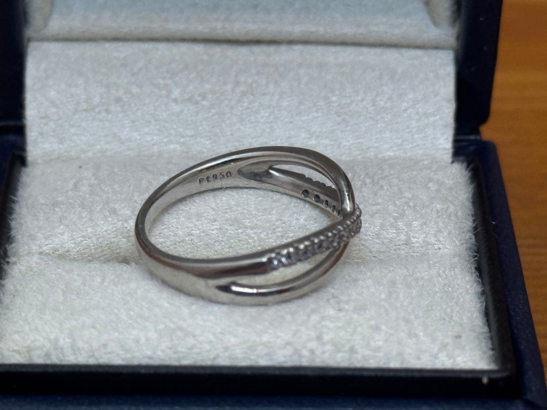 ヴァンドーム青山 プラチナ ダイヤモンド リング インフィニティデザイン／11号