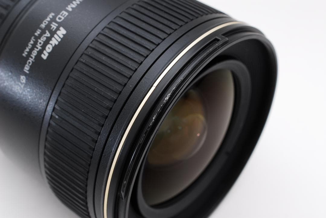 ニコン　AF-S ED17-35F2.8D(IF)　超広角ズームレンズ