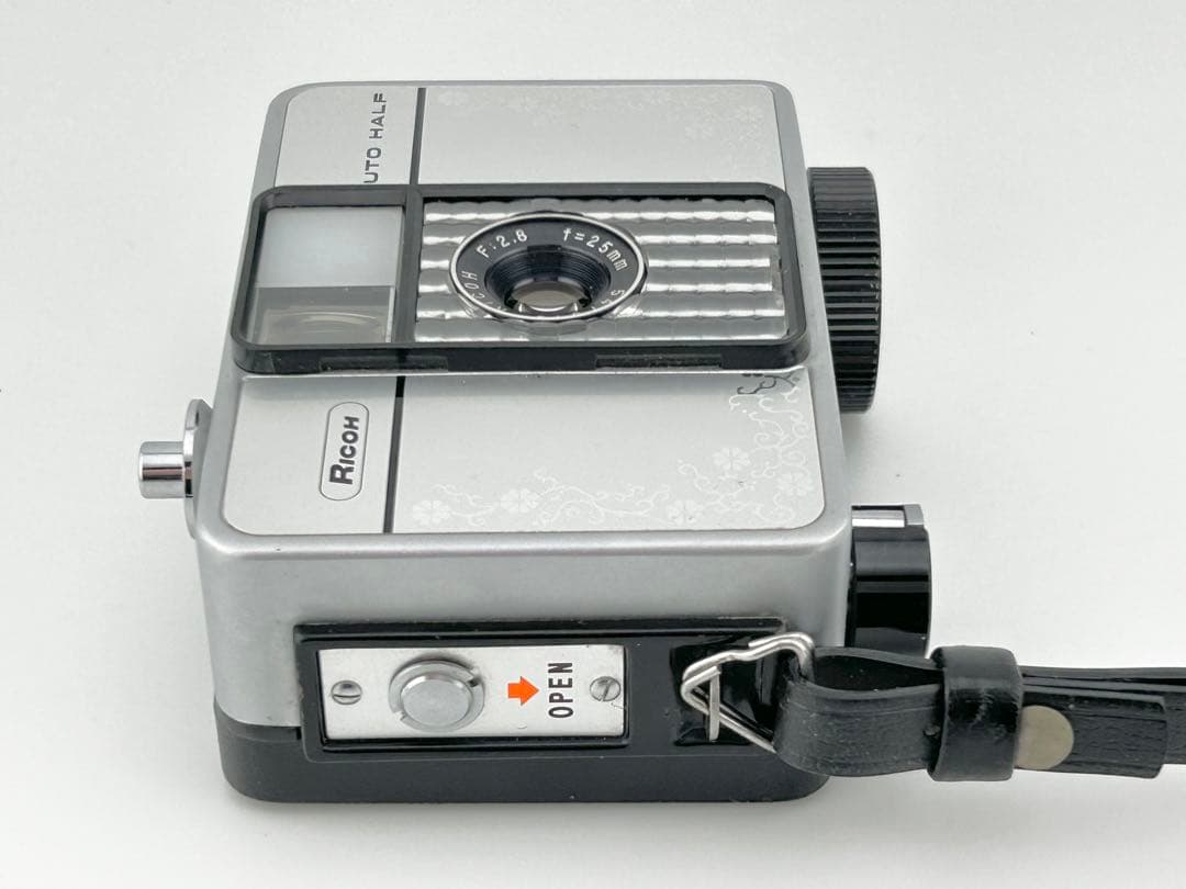 【完動品】美品　RICOH AUTO HALF E フィルムカメラ 動作確認済