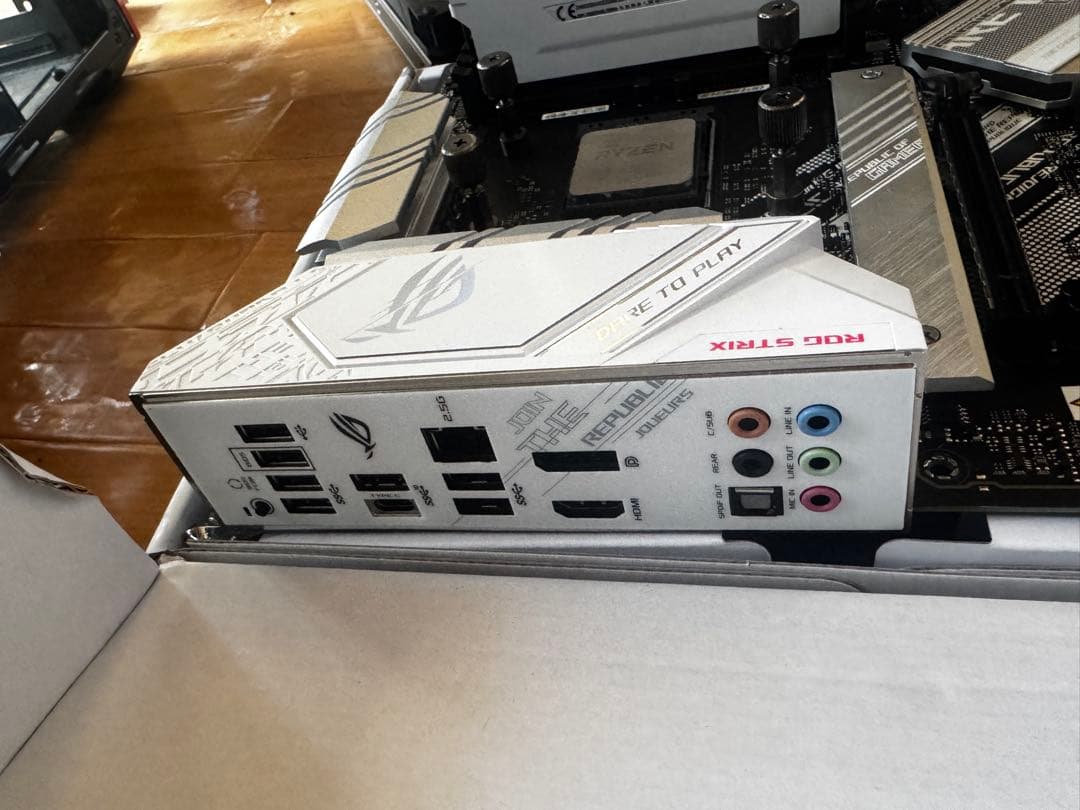 Ryzen 5 5700X3D + B550-A + 32GBメモリ