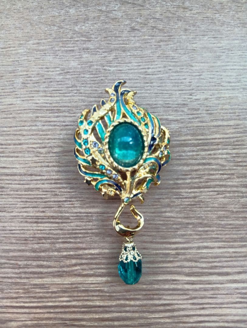 ANNA SUI アナスイ ブローチ ペンダントトップ 孔雀の羽