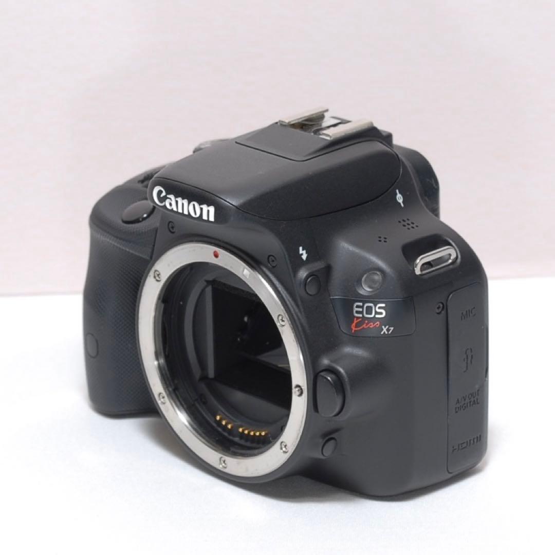 ✨超望遠レンズデビューに✨CANON KISS X7✨ダブルレンズ✨軽量モデル✨