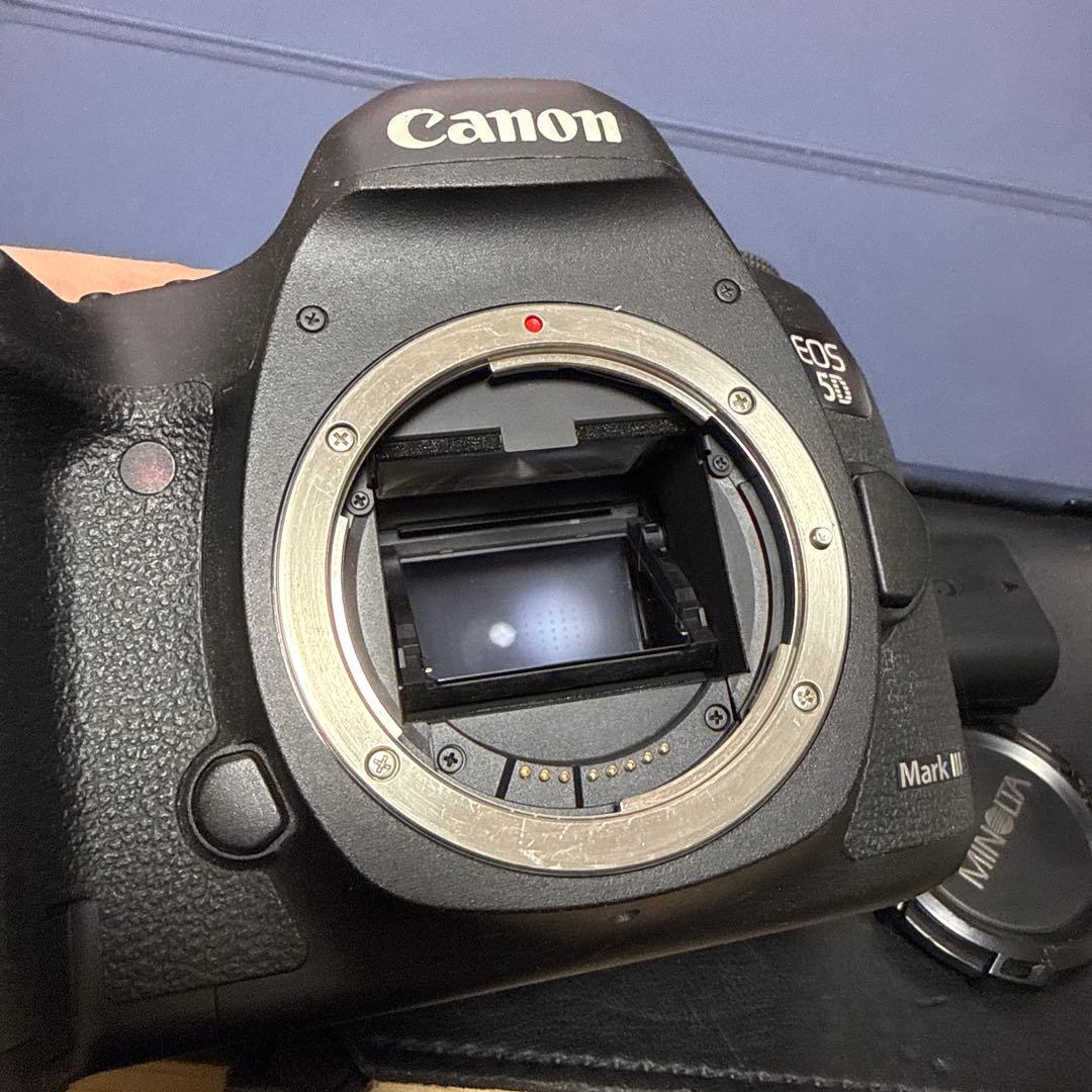デジタルカメラ Canon EOS 5D Mark III