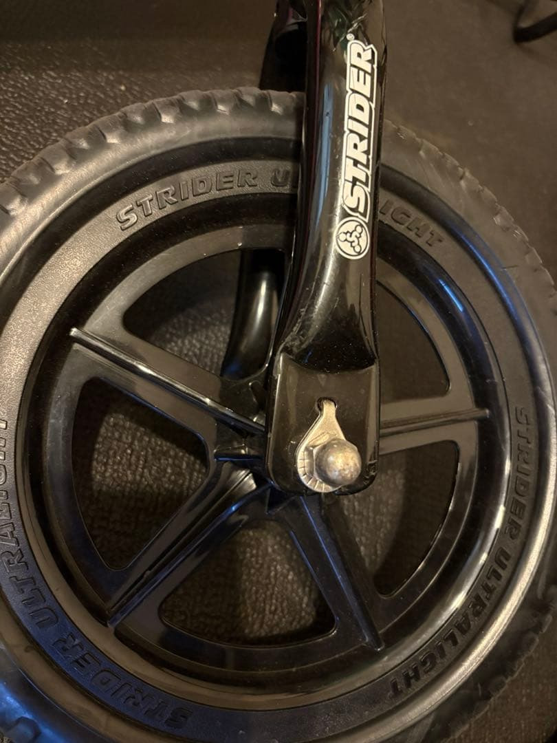 【期間限定値下げ中】ストライダー スポーツ 12インチ
