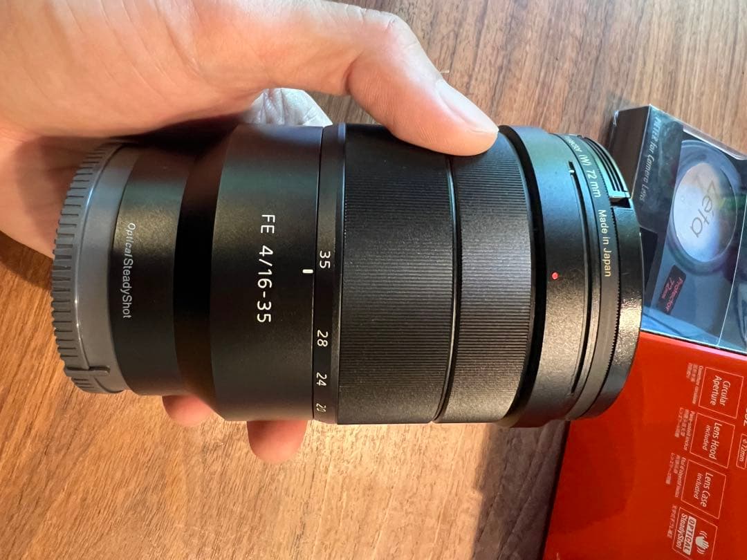 ソニーSONY FE16-35mm F4+レンズプロテクター付き