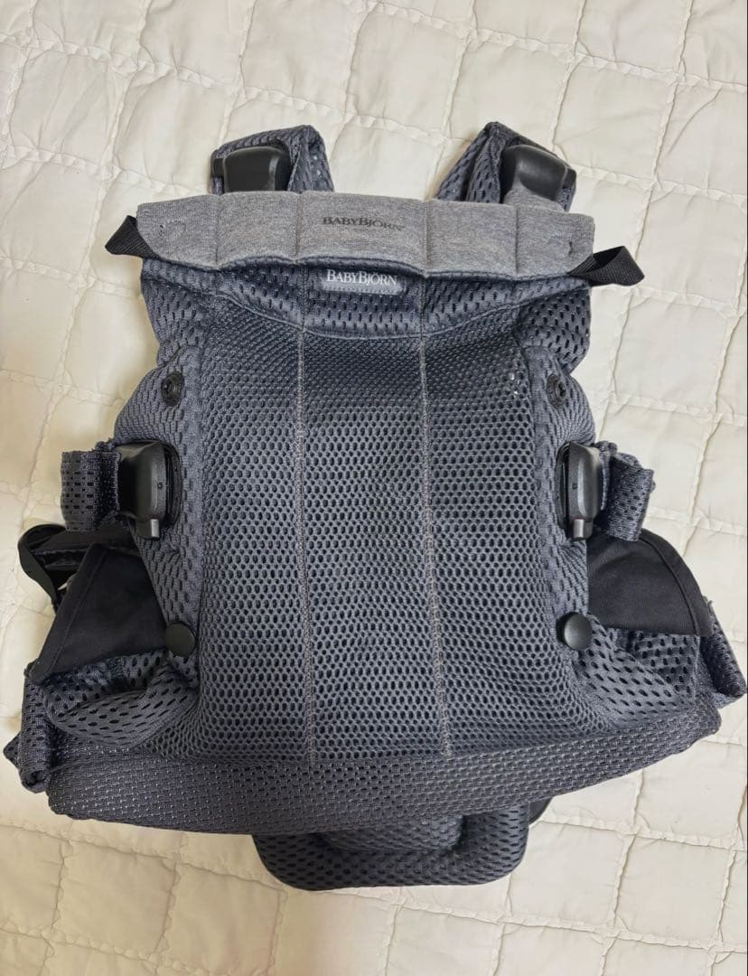 ベビービョルン ハーモニー BABYBJORN 抱っこ紐　アンスラサイトメッシュ