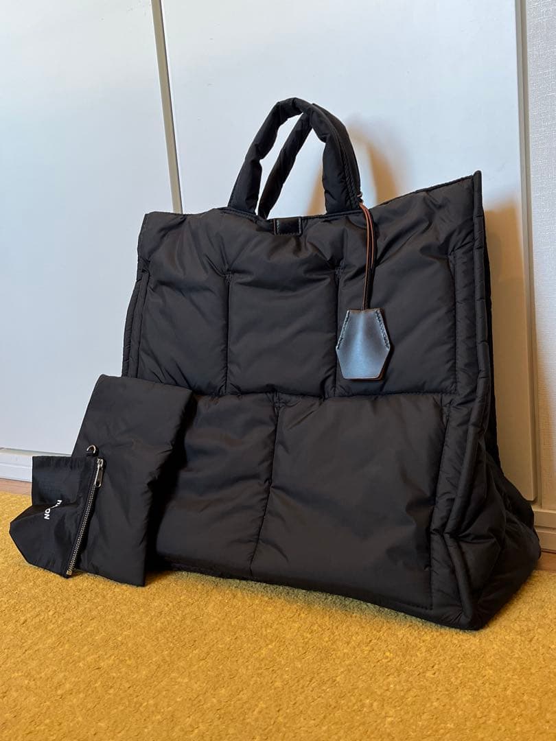 【美品】hALON パディング ビッグトートバッグ（アローズ、ナイロンバック）