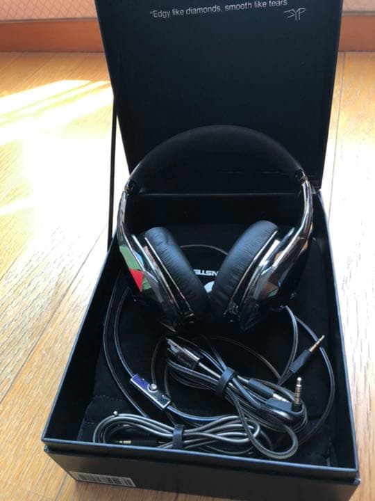 ヘッドホン MONSTER MH JYP DT ON BK CUA