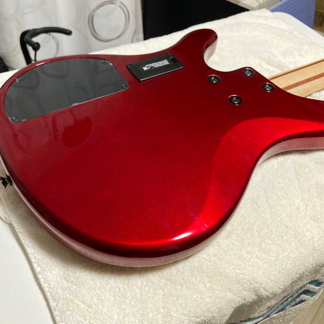 YAMAHA エレキベース TRBX304 CAR キャンディーアップルレッド