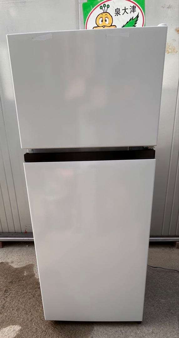 美品　Hisense HR-B12E3W 冷蔵庫　2023年製　ハイセンス