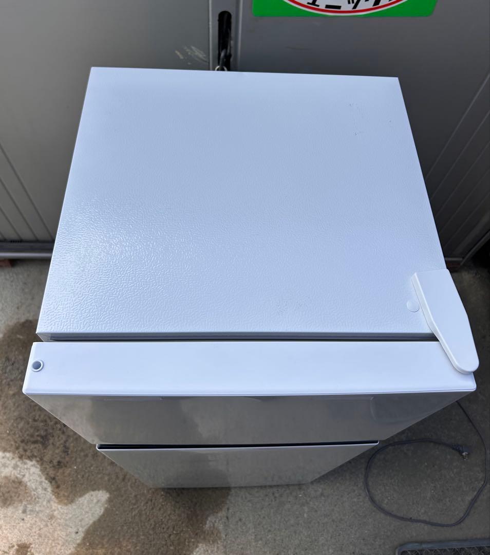 美品　Hisense HR-B12E3W 冷蔵庫　2023年製　ハイセンス