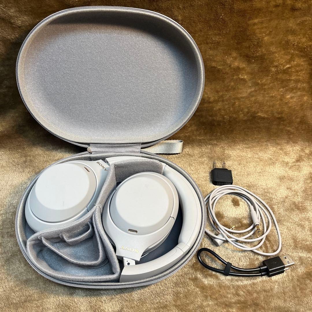 【⭐️本日限定セール⭐️】ヘッドフォン　WH-1000XM4