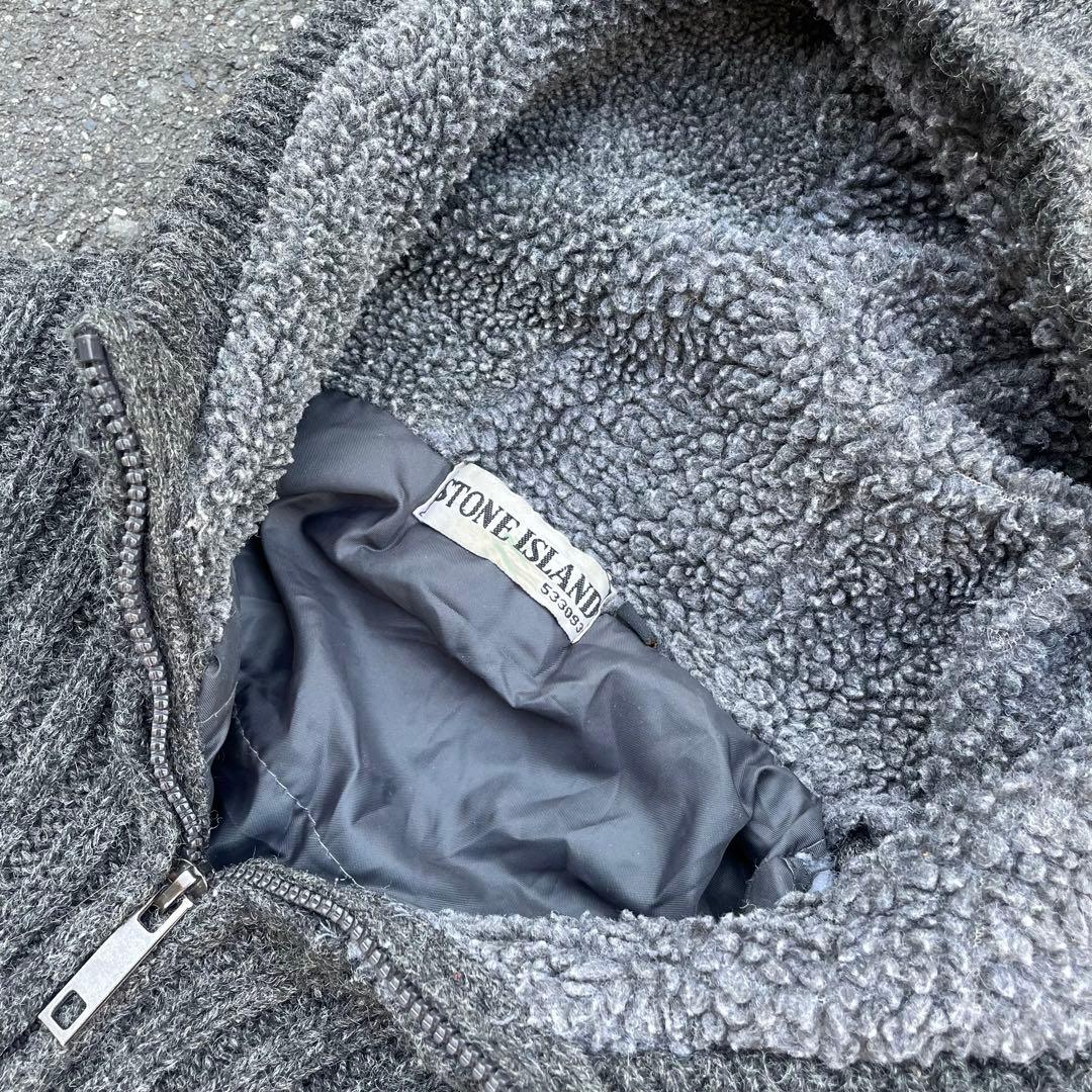【真贋不明】Stone  ストーンアイランド ジップニットフーディ