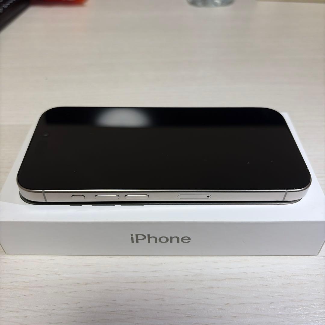 【超美品】修理歴無し/Apple iPhone15Pro 256GB