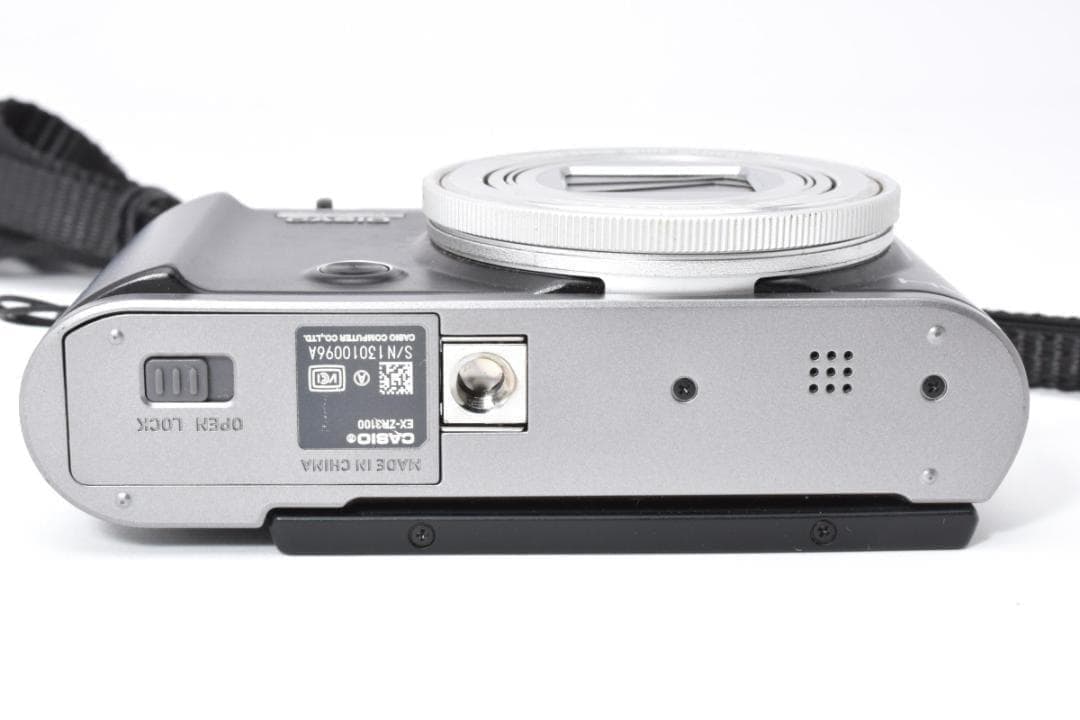 美品 CASIO EXILIM EX-ZR3100 ブラック デジタルカメラ