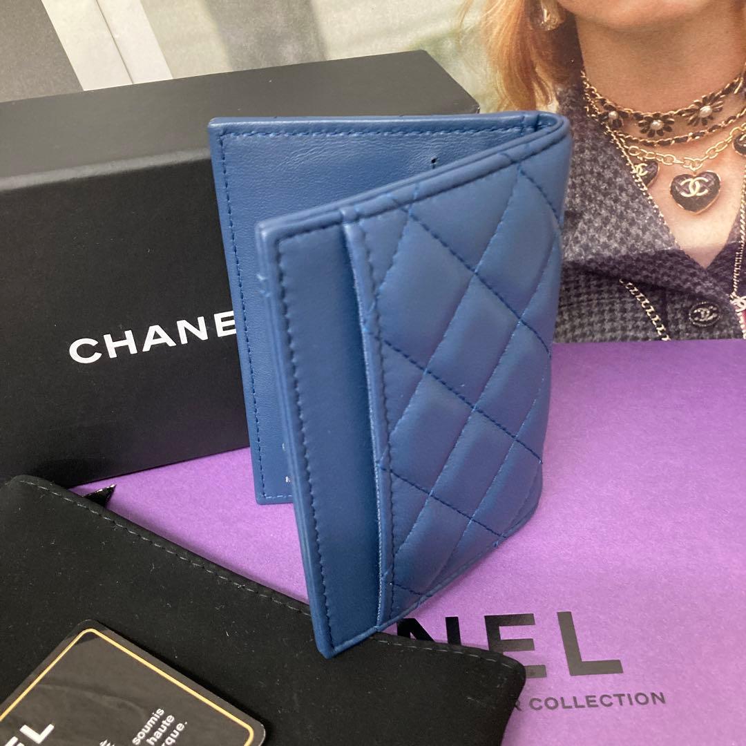 未使用☆CHANEL☆カードケース☆ID☆ケース☆定期入れ☆