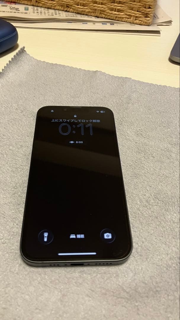 Apple iPhone 16e 128GB ブラック