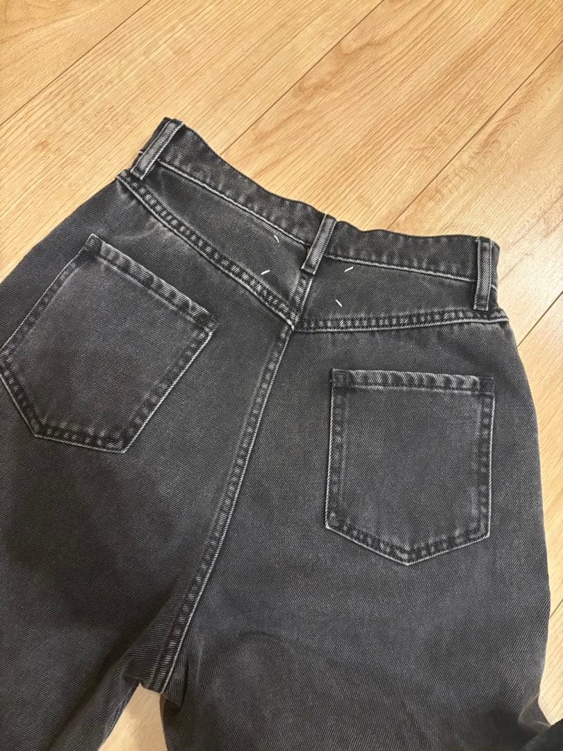 メゾンマルジェラ　カットアウトジーンズ　新品タグ付き