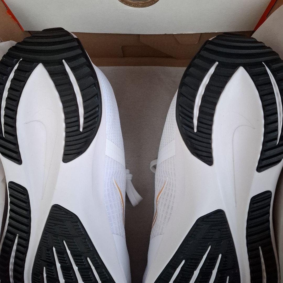 【新品】 ナイキ エア ズーム ライバルフライ 3 ホワイト ゴールド 27.0