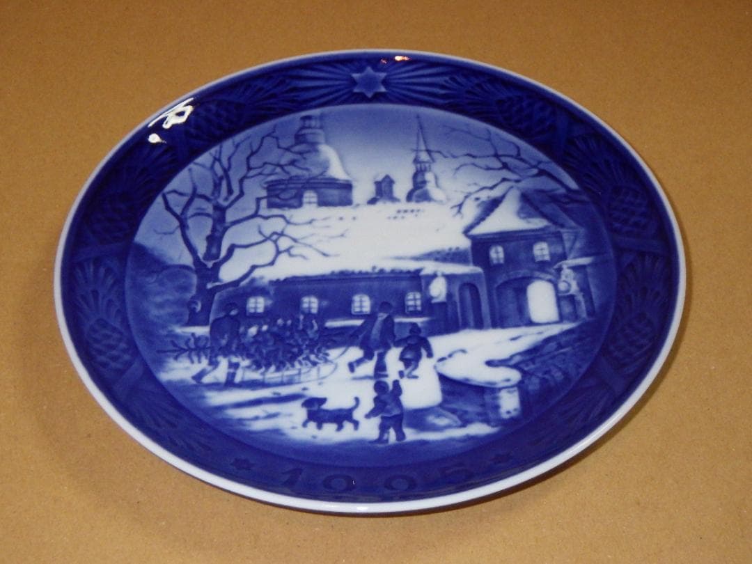 希少 新品 1995年 ロイヤルコペンハーゲン ポーセリン イヤープレート 箱付