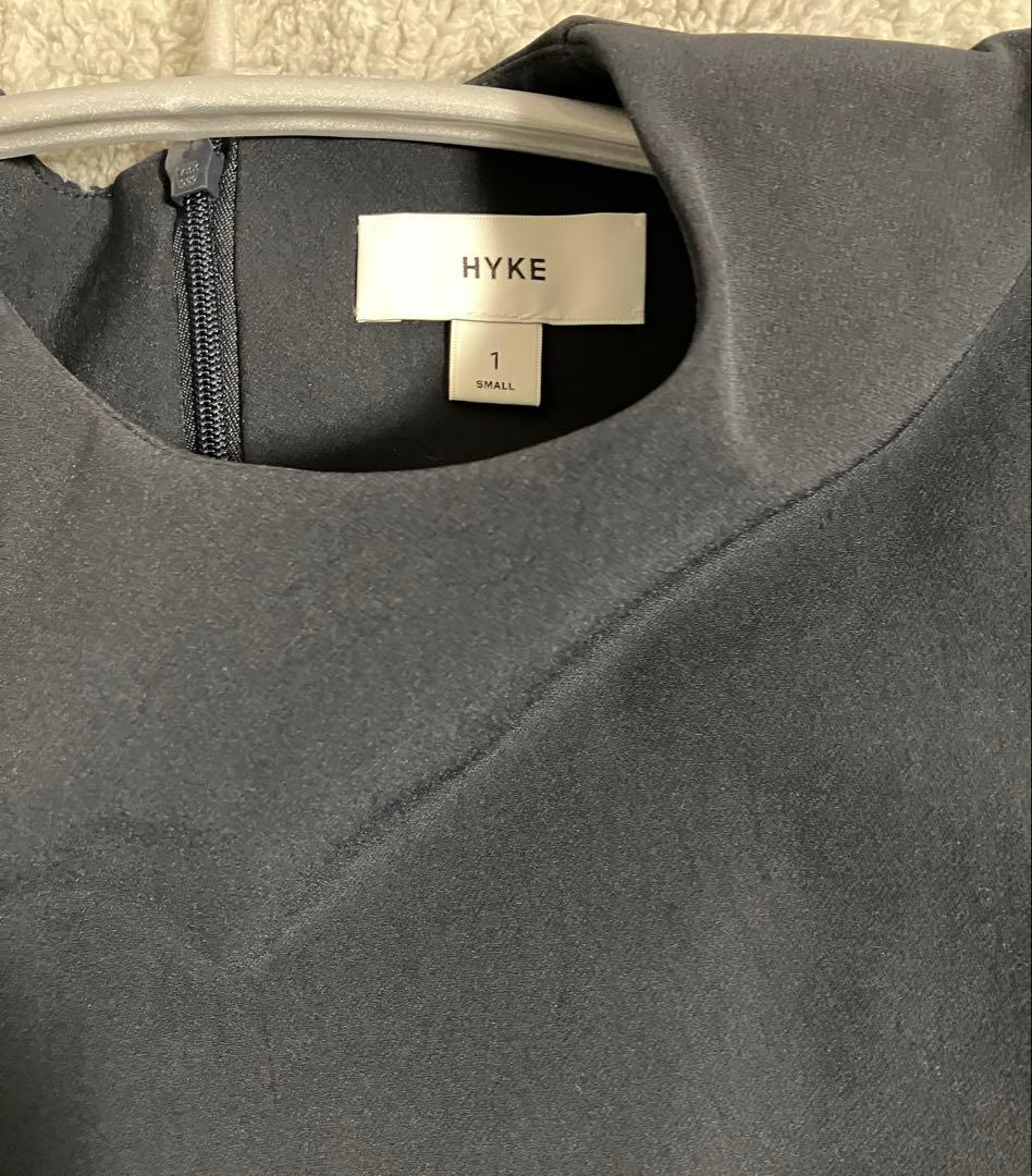 HYKE 長袖ブラウス　NAVY