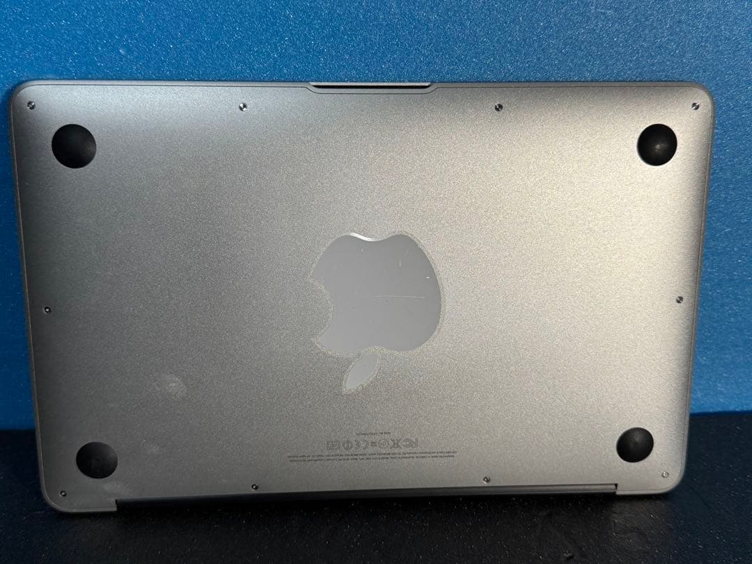 Apple MacBook Air 11インチ (A1370) mc968