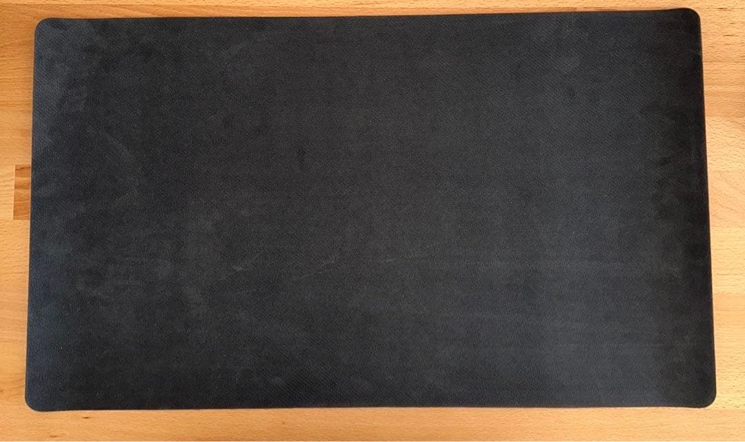 憑依連携　公式アジアプレイマット霊使い