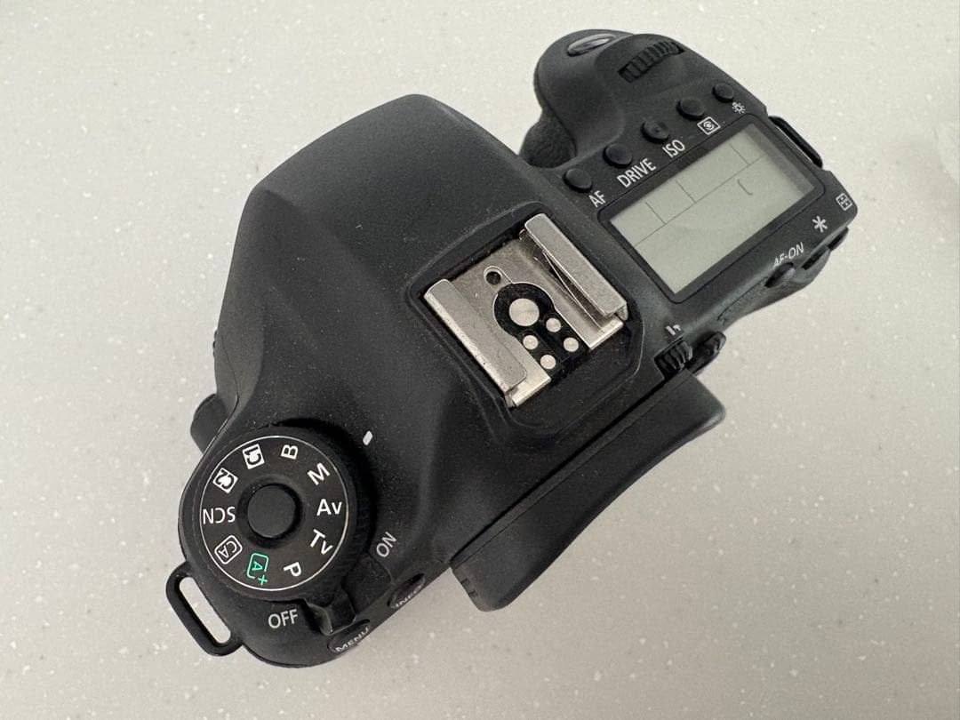 デジタルカメラ Canon EOS6D