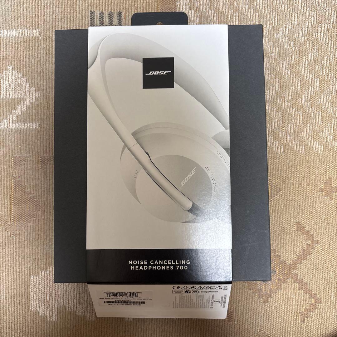 ヘッドホン BOSE noise cancelling headphones 700
