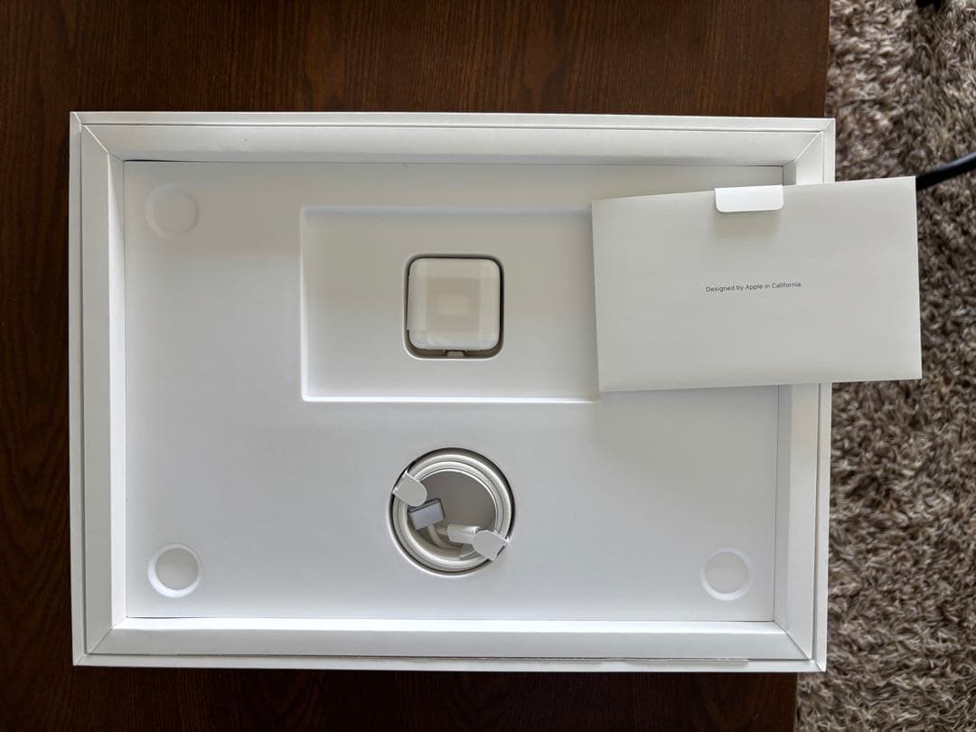 美品【Apple Mac Book Air 15inch M2 2023モデル】