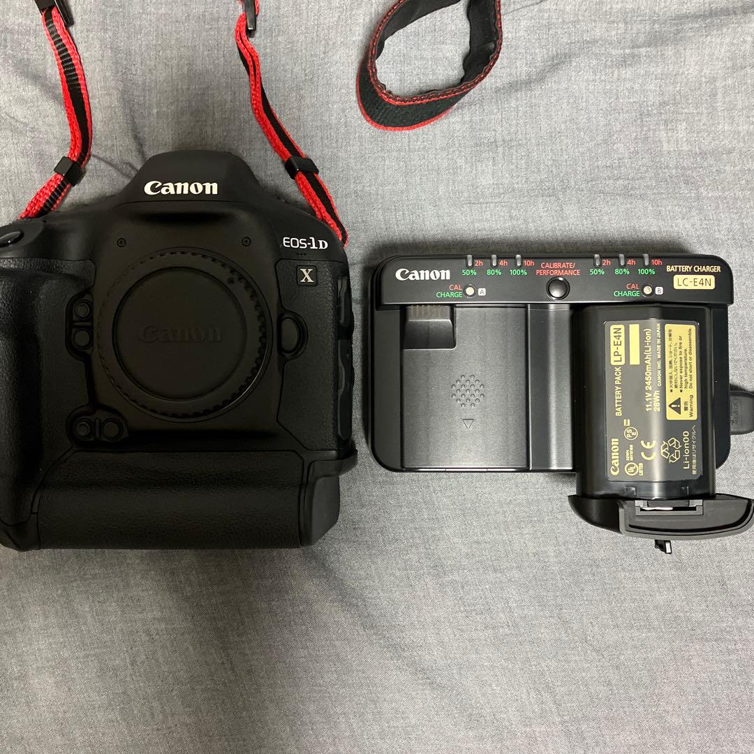 Canon EOS 1DXと充電器